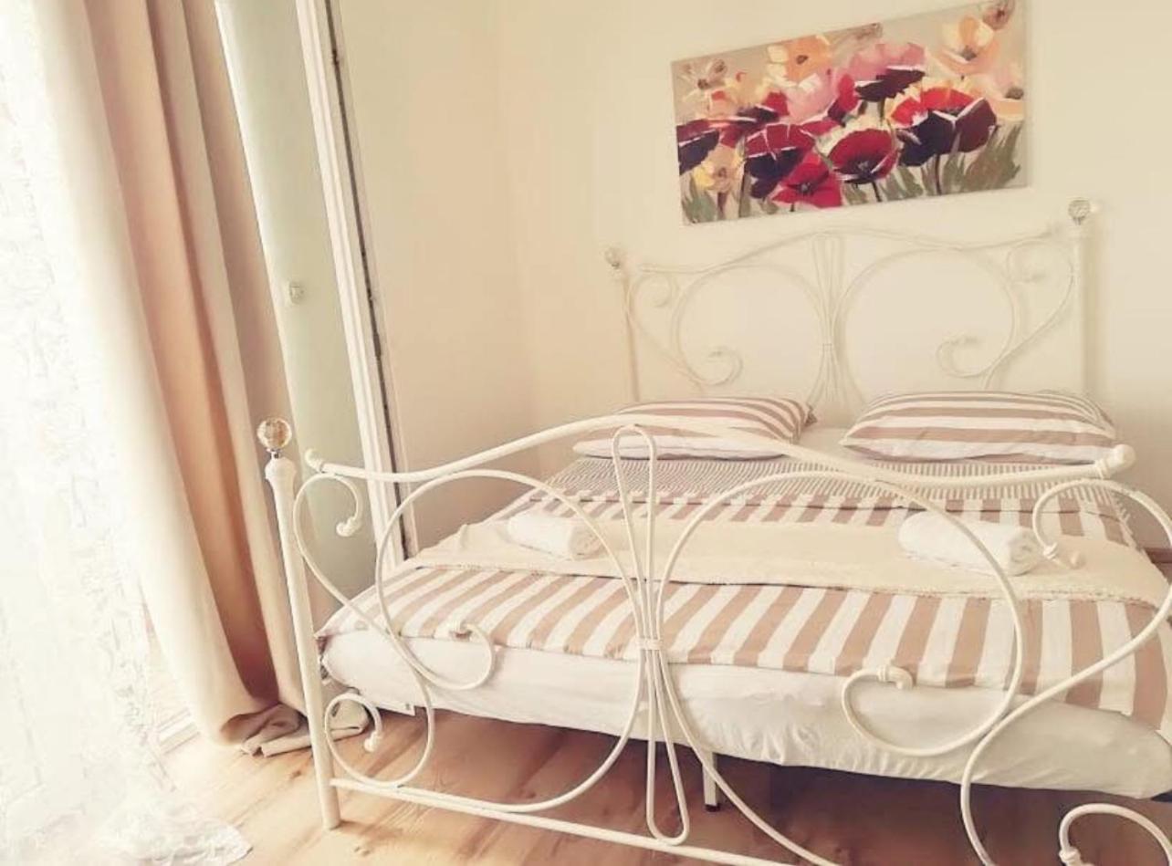 Apartments Esperanza Pašman エクステリア 写真
