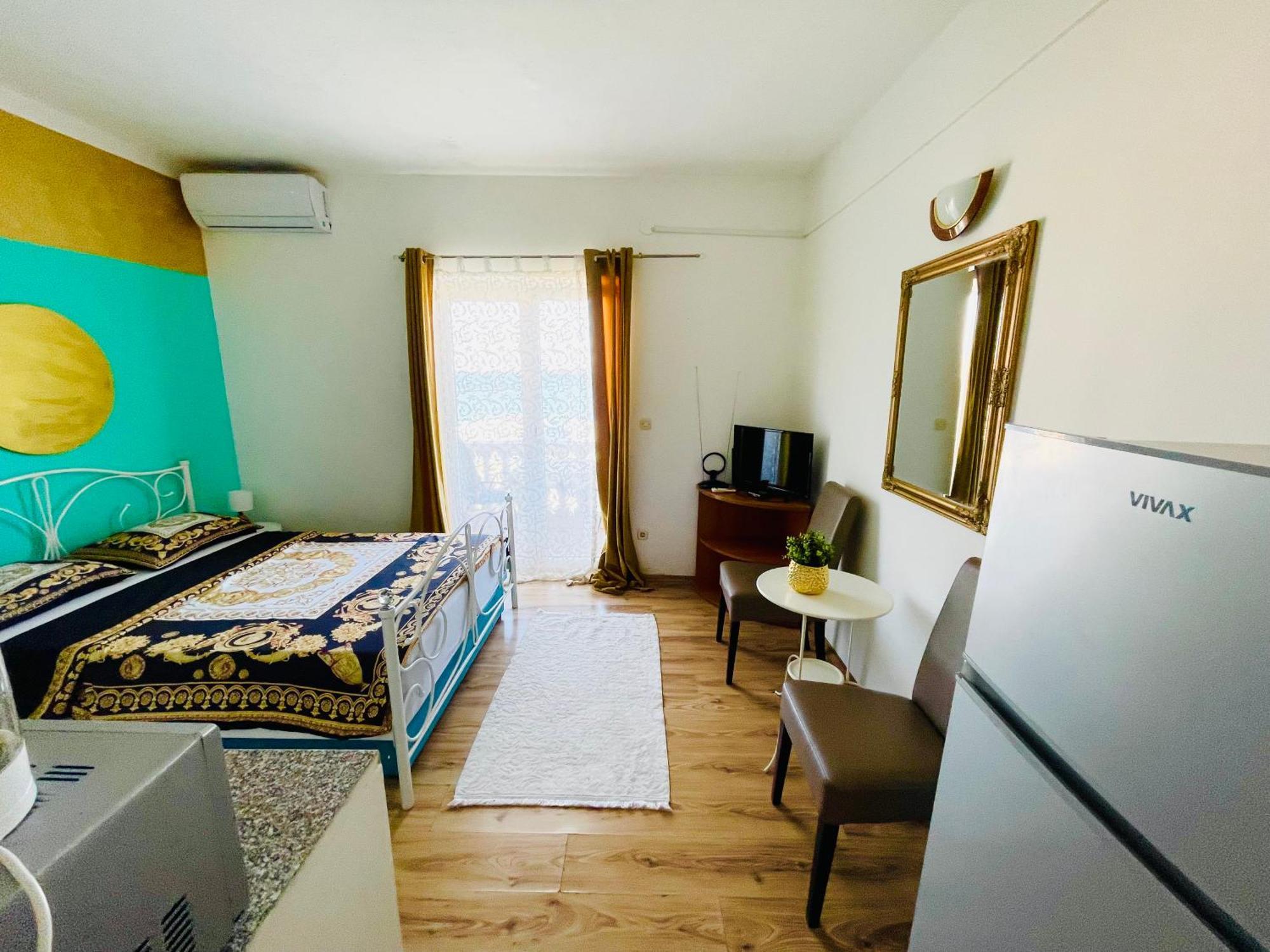 Apartments Esperanza Pašman エクステリア 写真