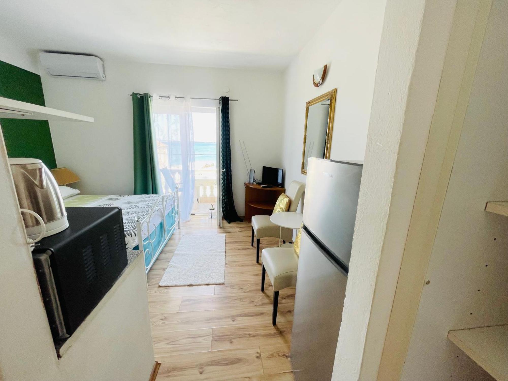 Apartments Esperanza Pašman エクステリア 写真